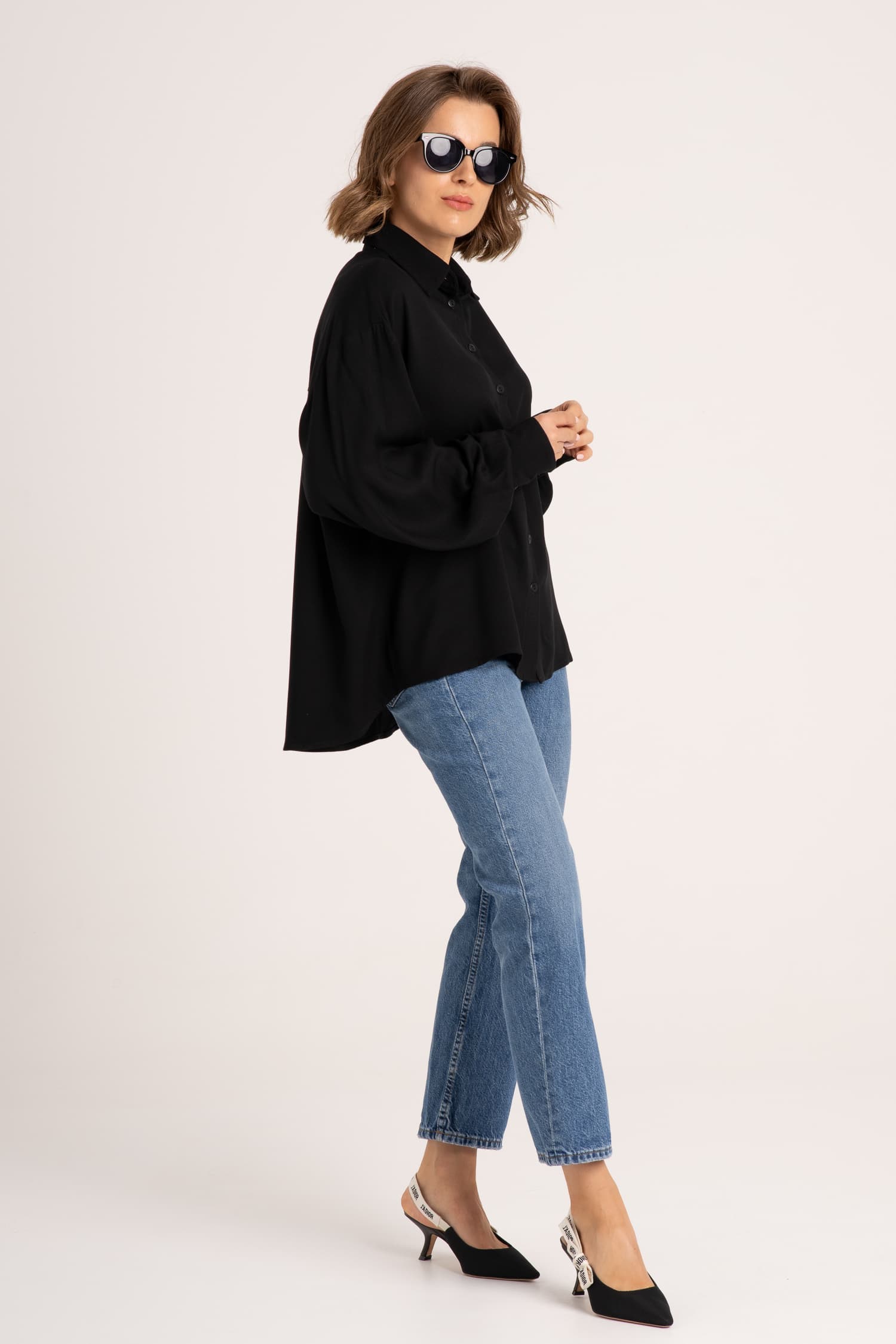 Czarna koszula z lejącej wiskozy Aurora - zdjęcie 7